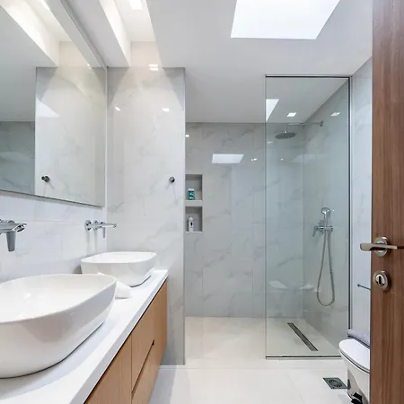 Turquoise Wave Exclusive Apartament Ampavris
